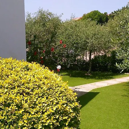 Baia Di Portu Frailis 아파트 *