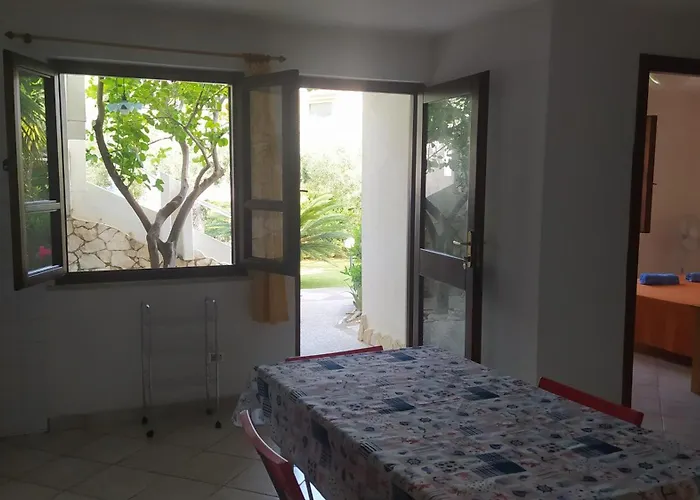 Baia Di Portu Frailis Àrbatax