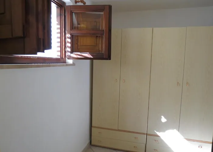 Baia Di Portu Frailis Àrbatax