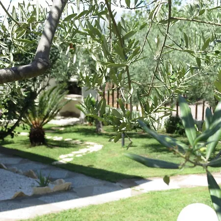 Baia Di Portu Frailis * Àrbatax