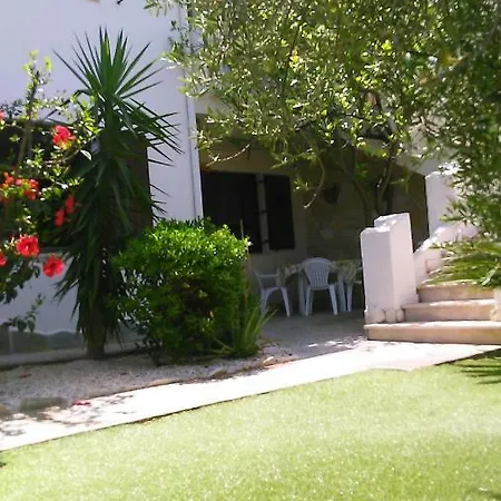 Baia Di Portu Frailis Àrbatax