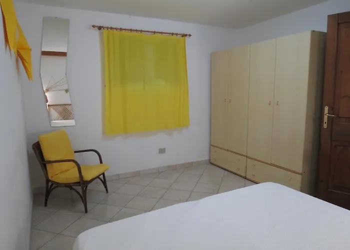 Baia Di Portu Frailis * Àrbatax